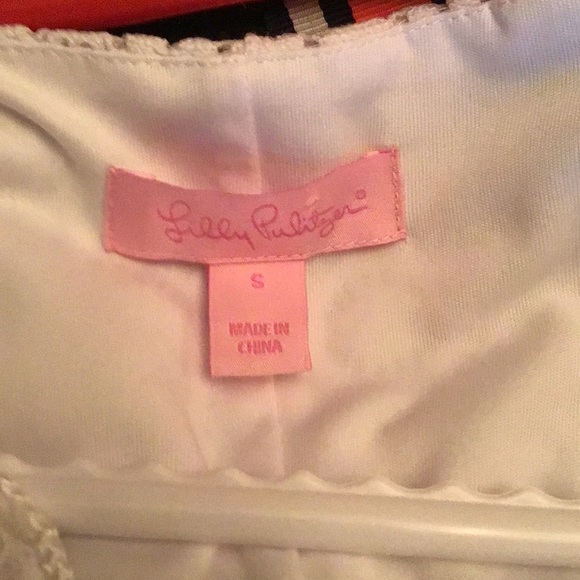 Lily Pulitzer Eyelet Lined Maxi Dress With Detail Neckline White Size Small - Picture 4 of 11